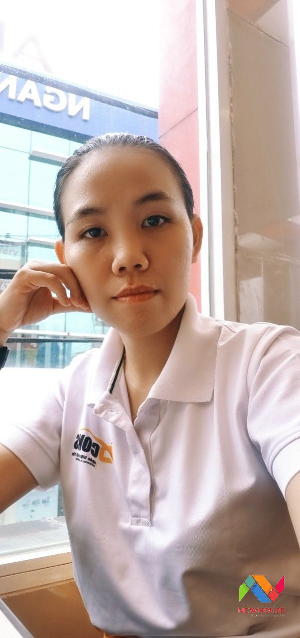Chuyên viên Hồng Châu